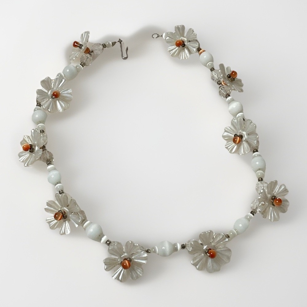 Vintage Mother of Pearl Daisy Flower Necklace Glass Cats Eye Choker 15" Romantic